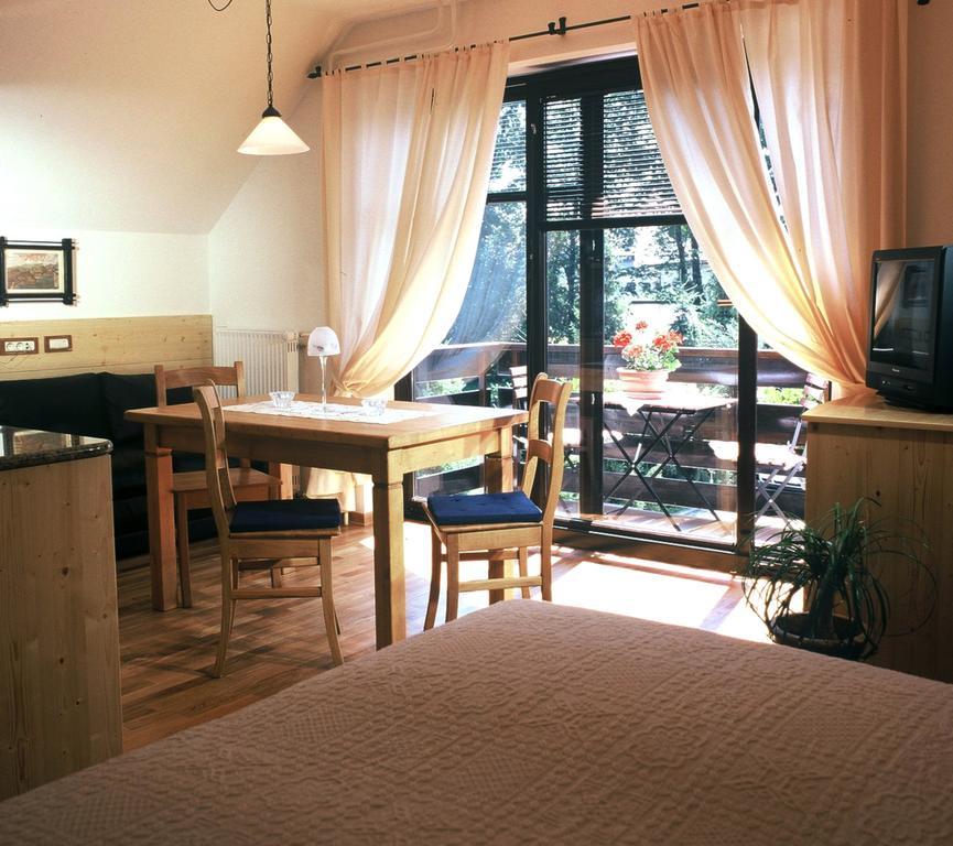 Apartments Bledea Oda fotoğraf